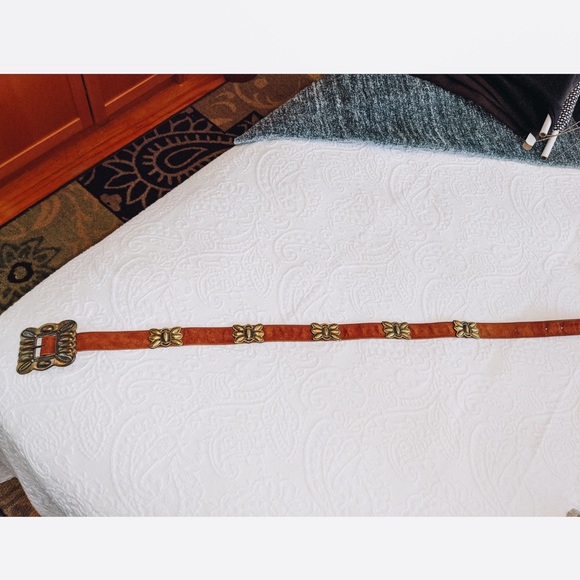 Accessories - Leather Metal Western Buckle Statement Belt Gold